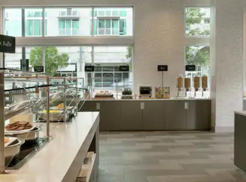 亚特兰大市中心希尔顿大使套房酒店 外观 照片